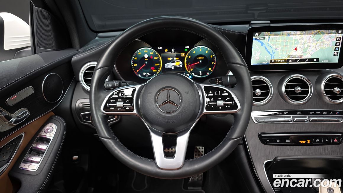 Mercedes-Benz GLC-Class 2022