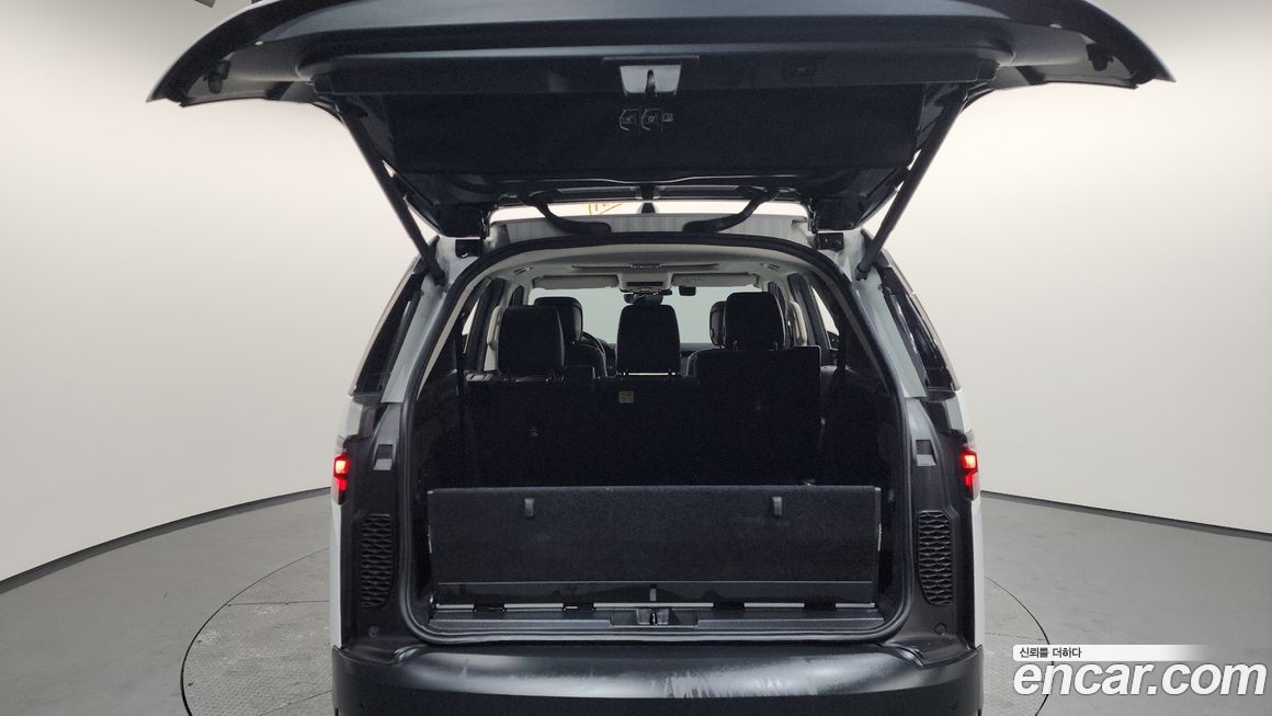 Land Rover Discovery 2022