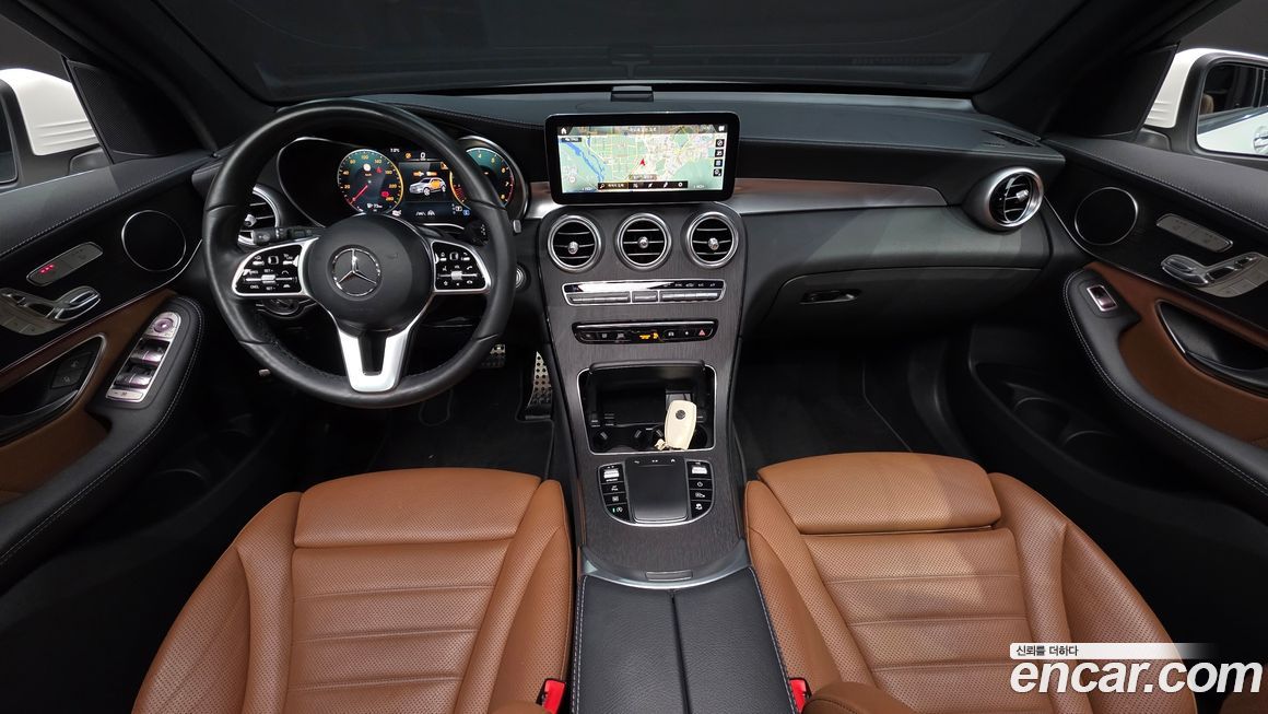 Mercedes-Benz GLC-Class 2022