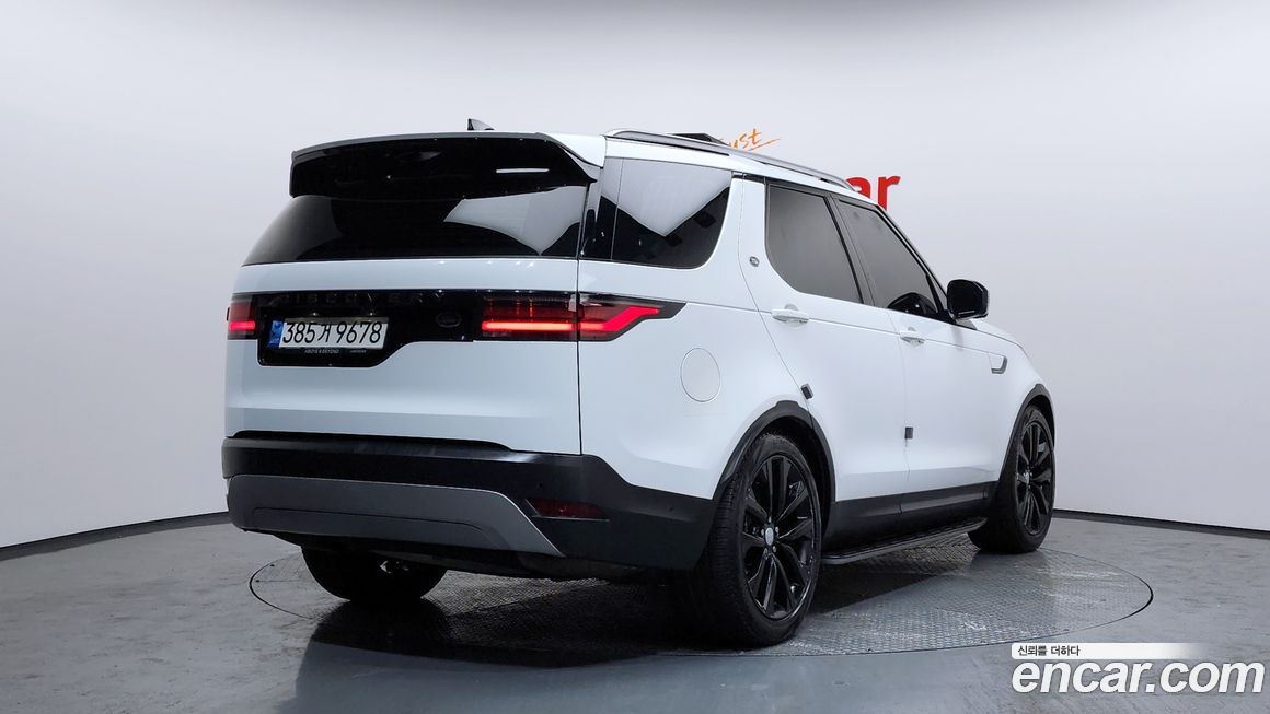 Land Rover Discovery 2022
