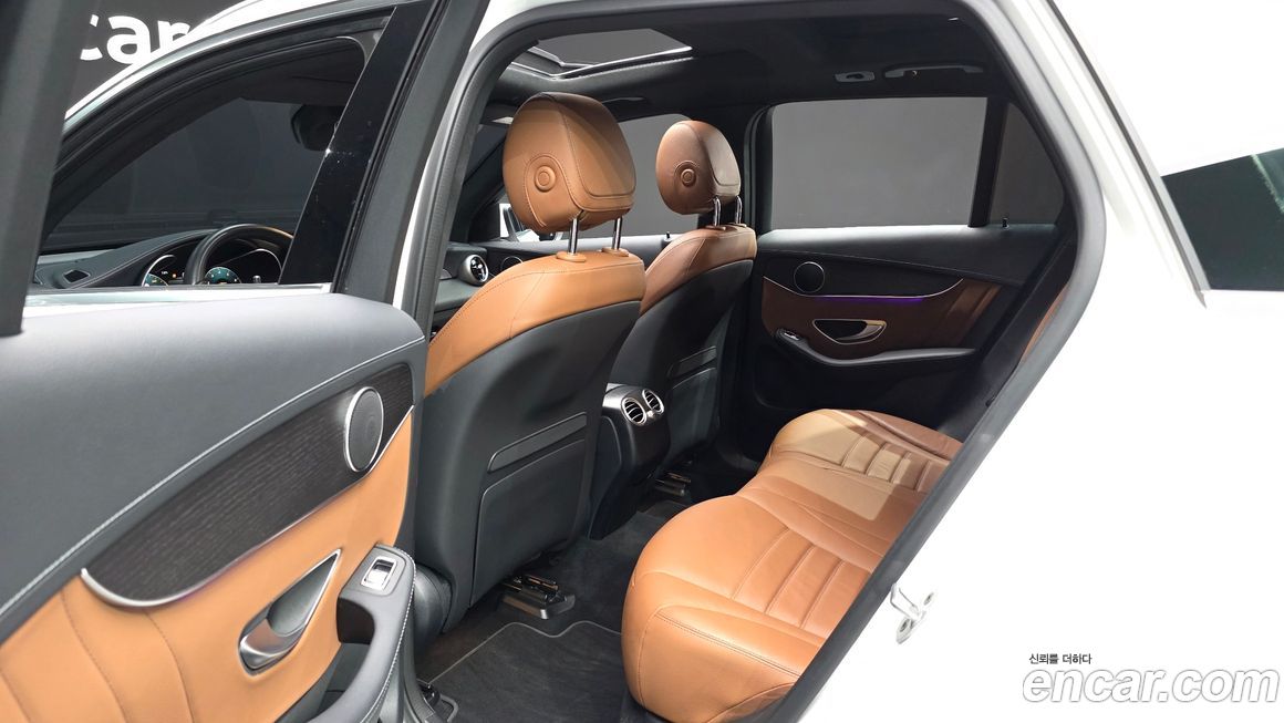 Mercedes-Benz GLC-Class 2022