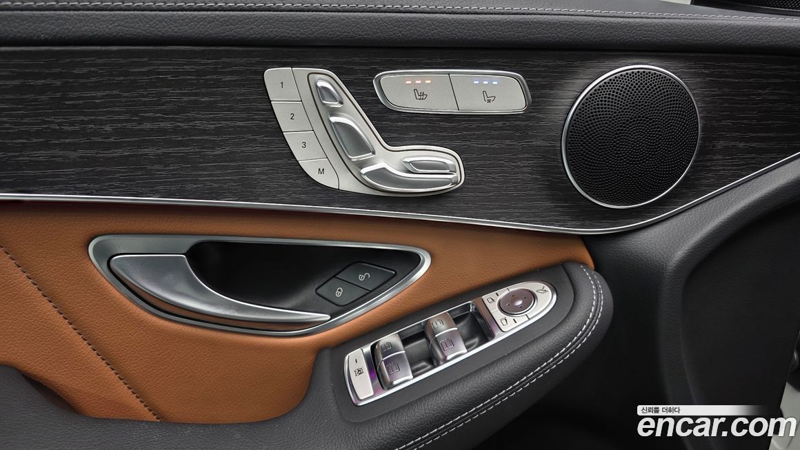 Mercedes-Benz GLC-Class 2022