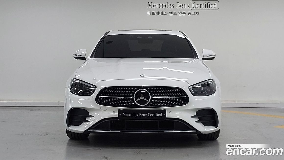 Mercedes-Benz E-Class 2023