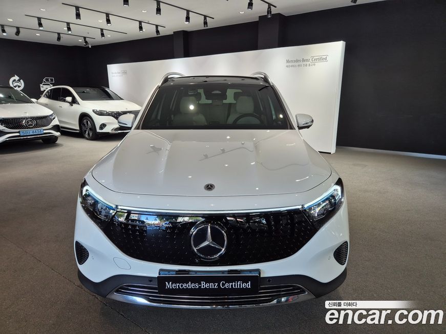 Mercedes-Benz EQB 2026