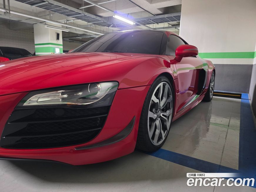 Audi R8 2012