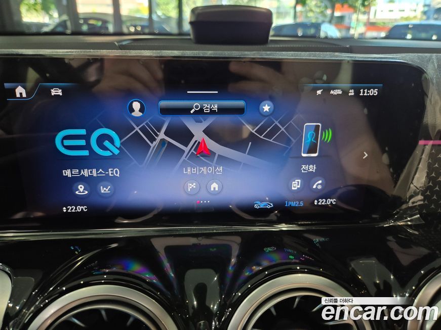 Mercedes-Benz EQB 2026