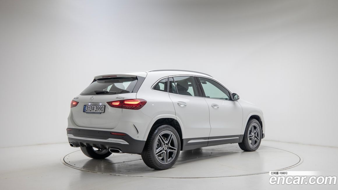 Mercedes-Benz GLA-Class 2026