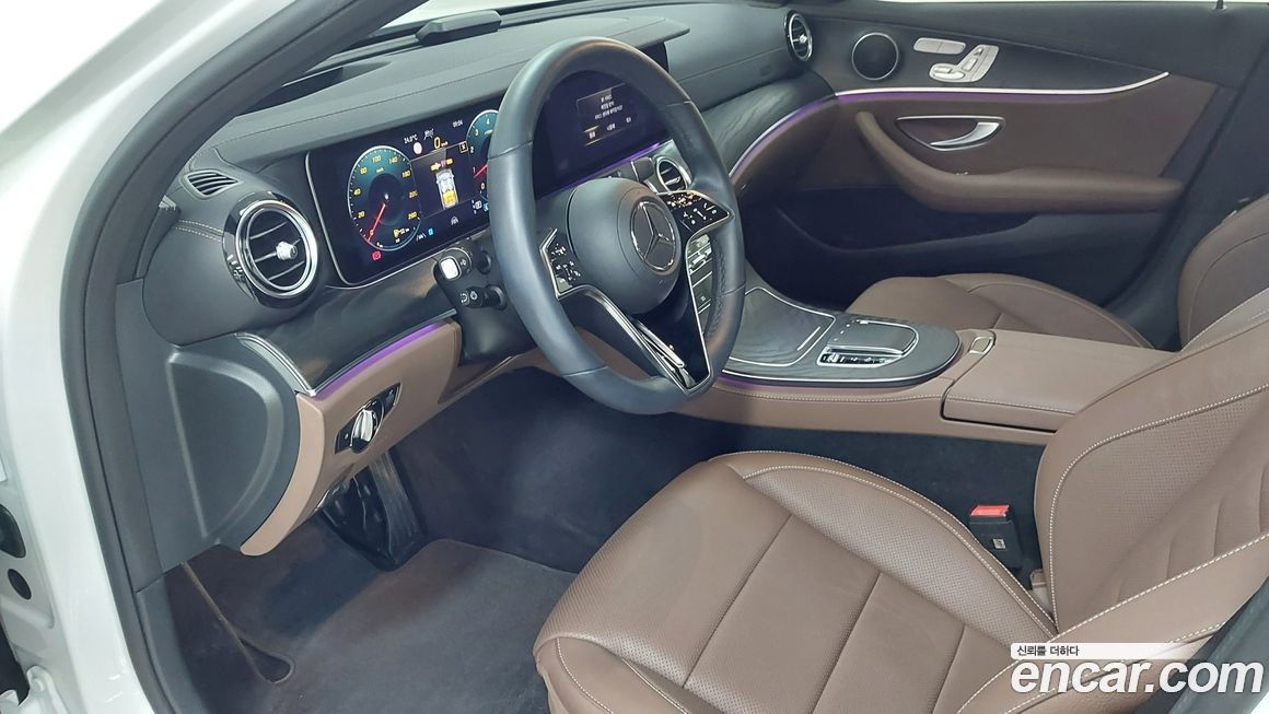 Mercedes-Benz E-Class 2023