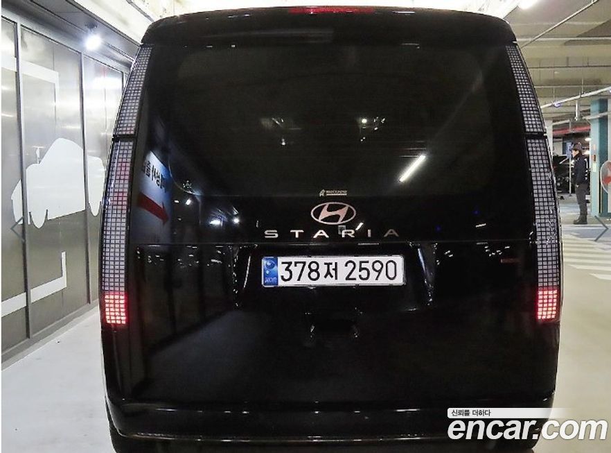 Hyundai Staria 2025