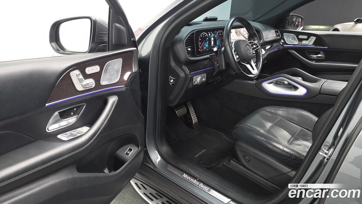 Mercedes-Benz GLE-Class 2021