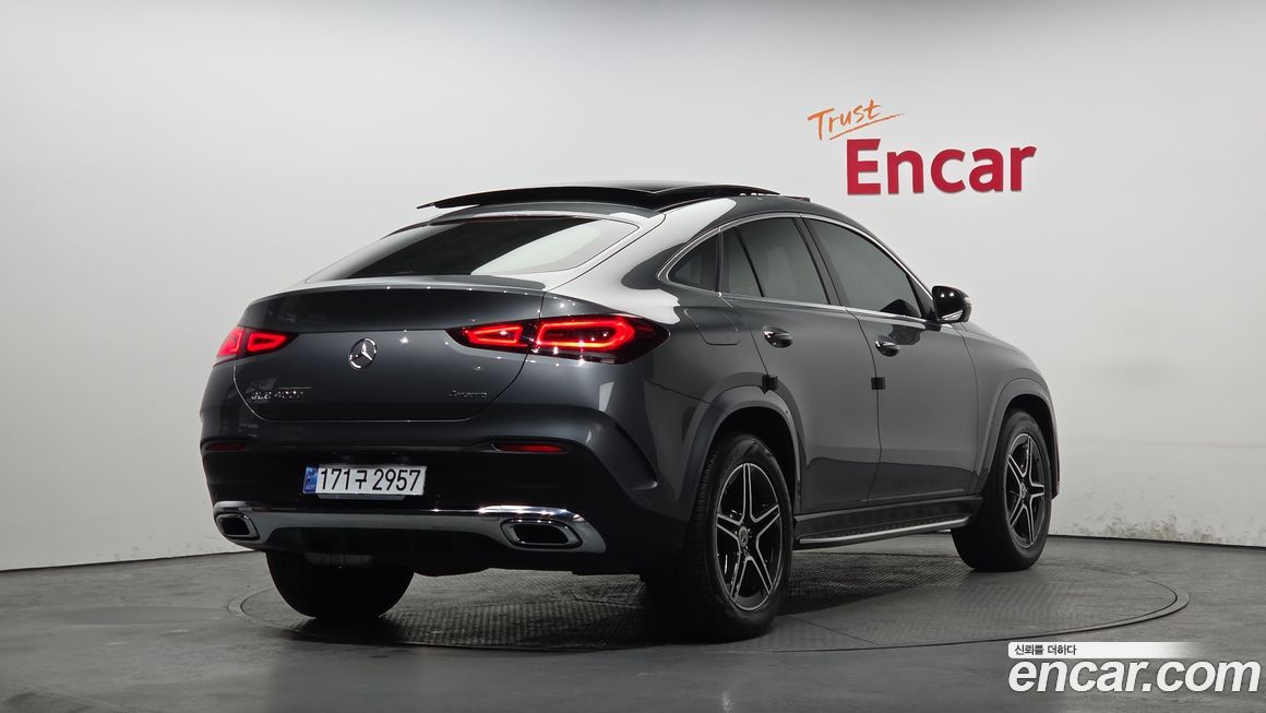 Mercedes-Benz GLE-Class 2021