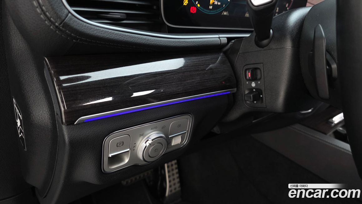 Mercedes-Benz GLE-Class 2021