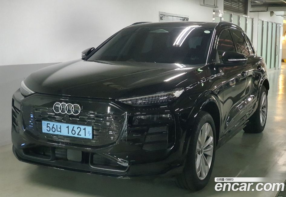 Audi Q6 e-tron 2025