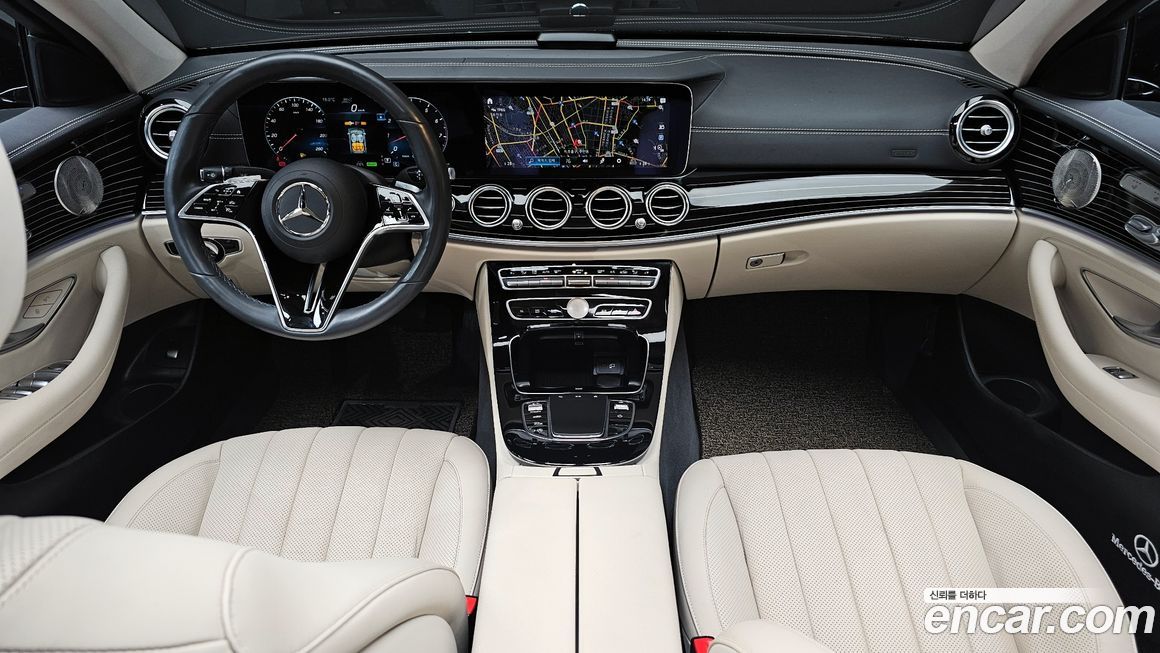 Mercedes-Benz E-Class 2023