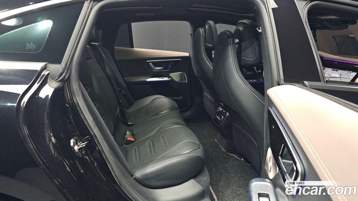 Mercedes-Benz EQE 2023