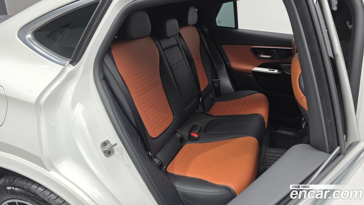 Mercedes-Benz GLC-Class 2024