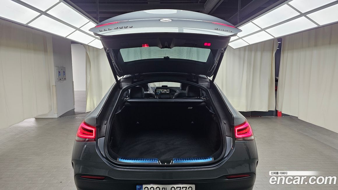 Mercedes-Benz GLE-Class 2021