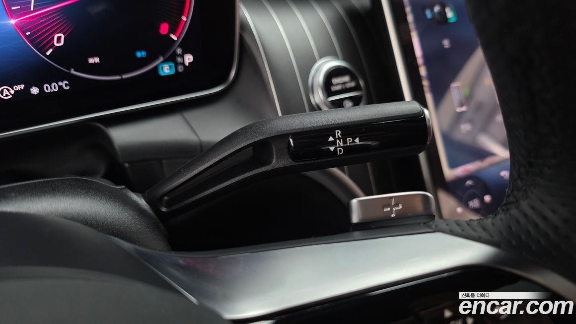 Mercedes-Benz GLC-Class 2024