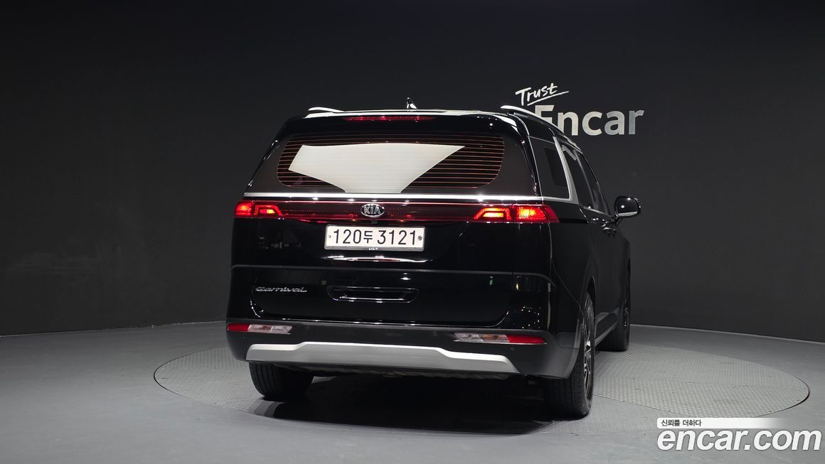 Kia Canival 2021