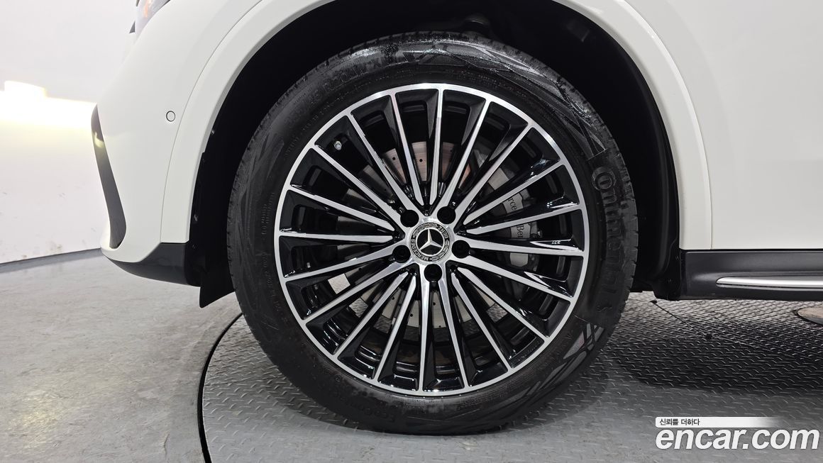 Mercedes-Benz GLC-Class 2024