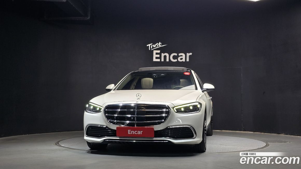 Mercedes-Benz S-Class 2021