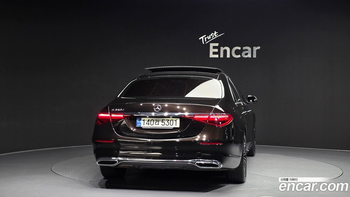 Mercedes-Benz S-Class 2021