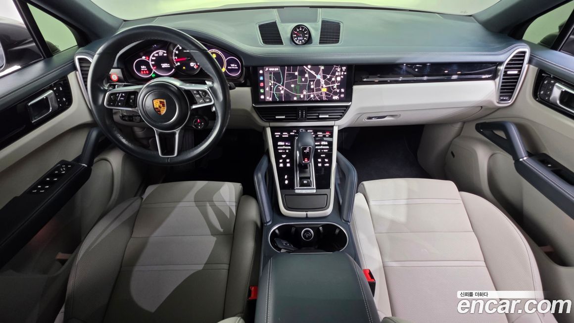 Porsche Cayenne 2022