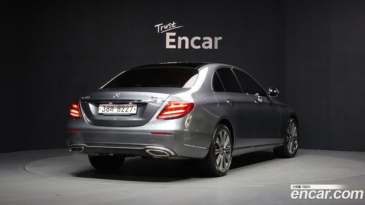 Mercedes-Benz E-Class 2018