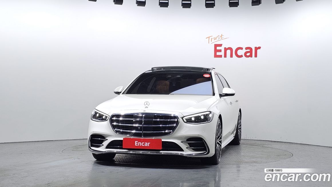 Mercedes-Benz S-Class 2021