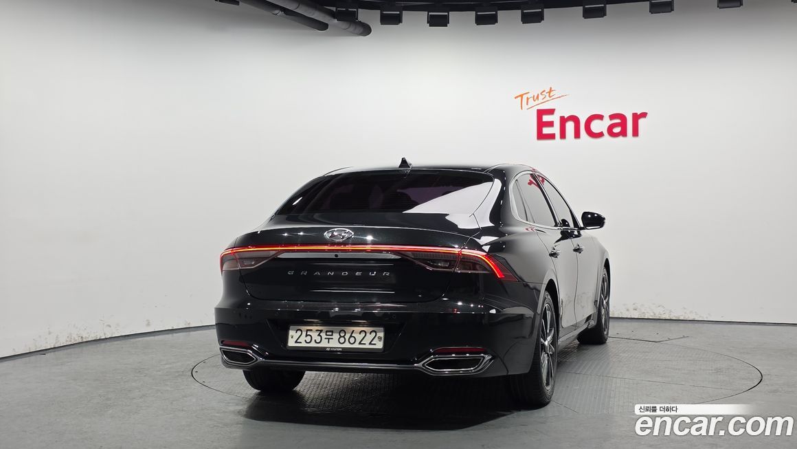 Hyundai Grandeur 2020