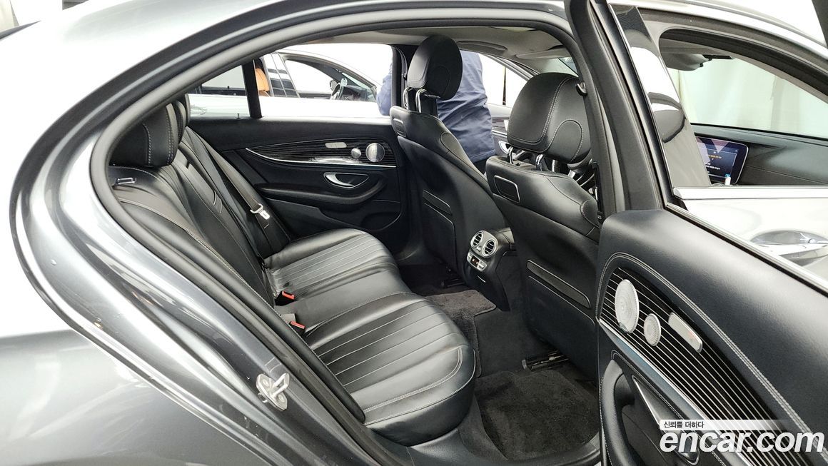 Mercedes-Benz E-Class 2018