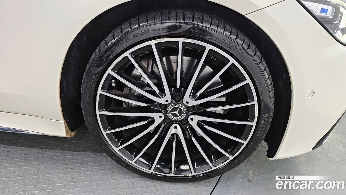 Mercedes-Benz S-Class 2021