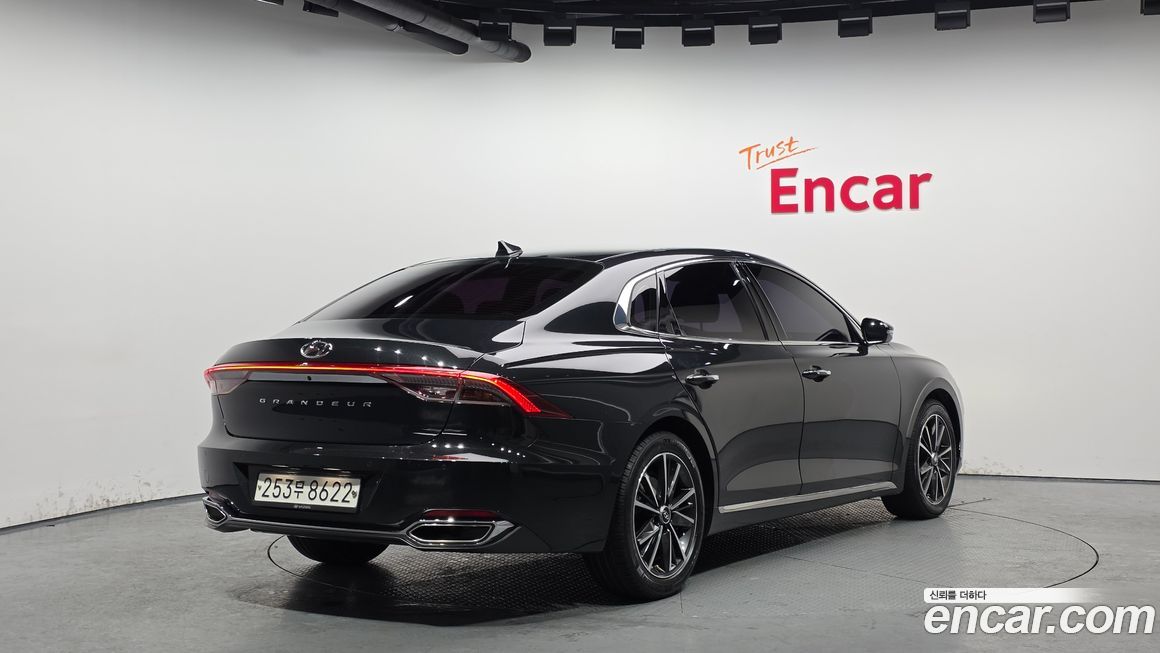 Hyundai Grandeur 2020