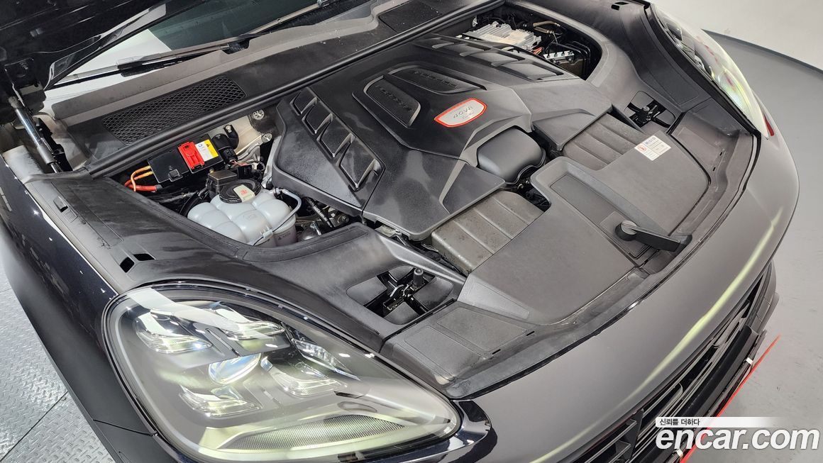 Porsche Cayenne 2020