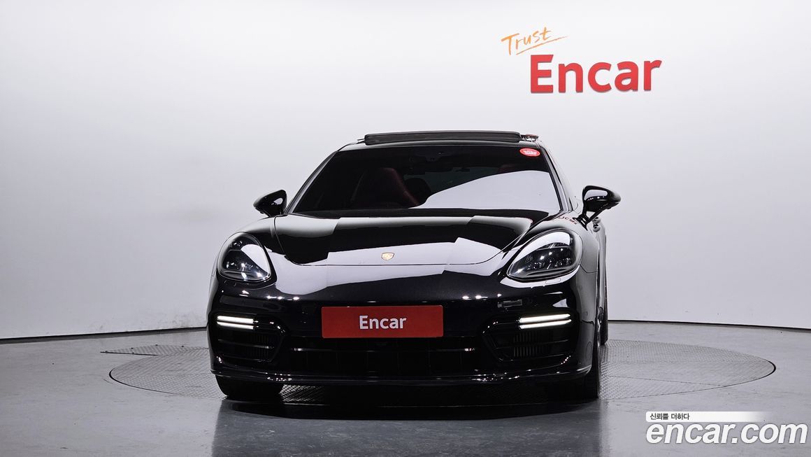 Porsche Panamera 2020