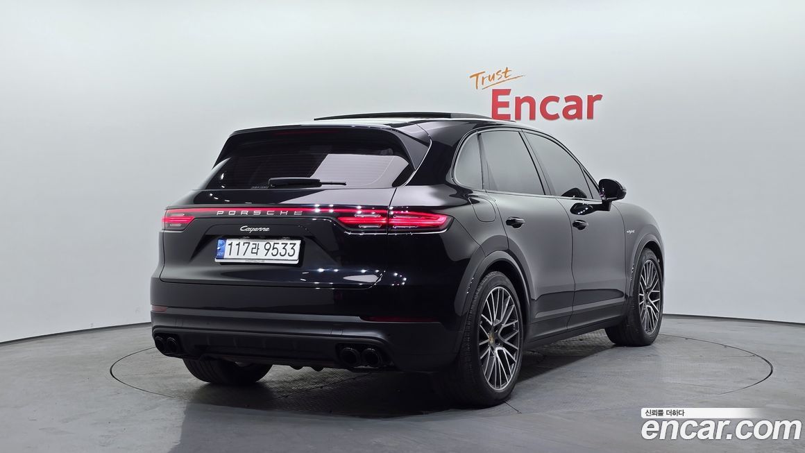 Porsche Cayenne 2022