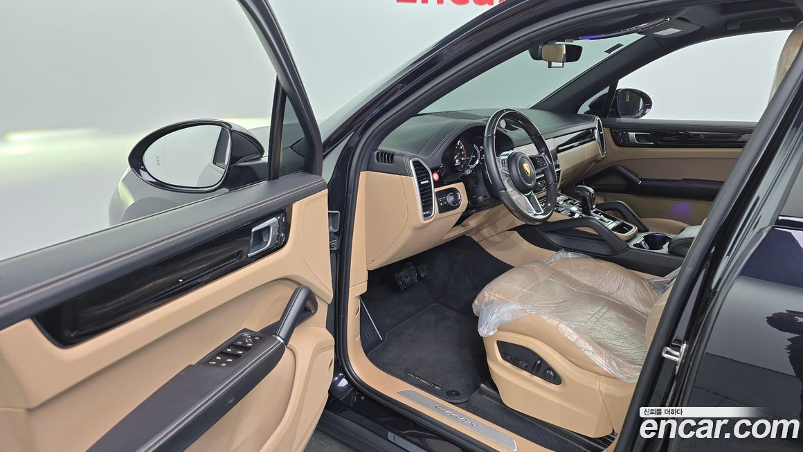 Porsche Cayenne 2022