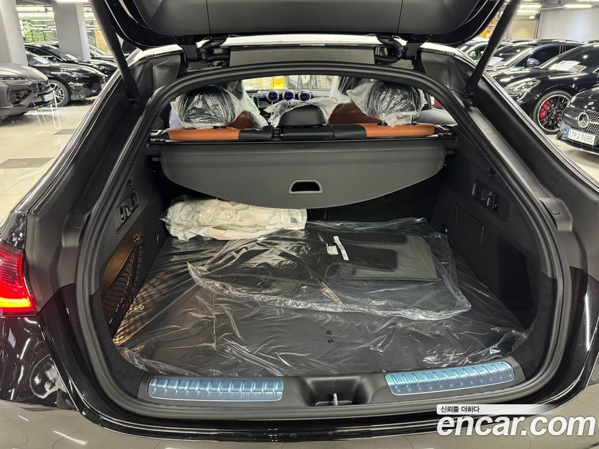 Mercedes-Benz GLC-Class 2026