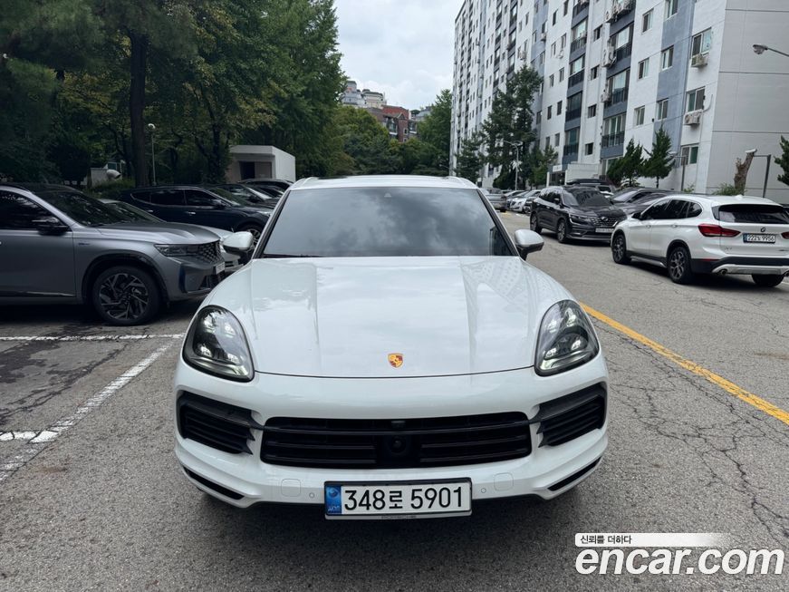 Porsche Cayenne 2022