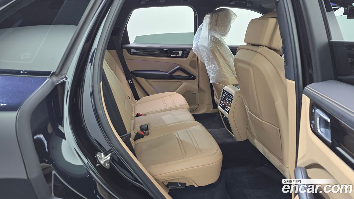 Porsche Cayenne 2022