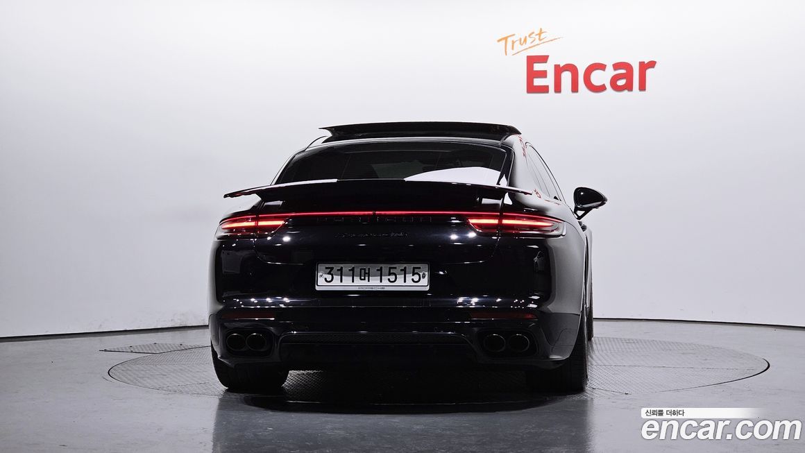 Porsche Panamera 2020