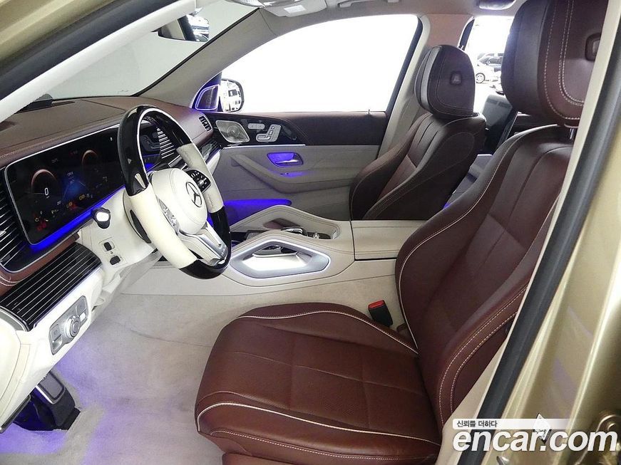 Mercedes-Benz GLS-Class 2023