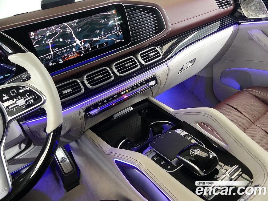 Mercedes-Benz GLS-Class 2023