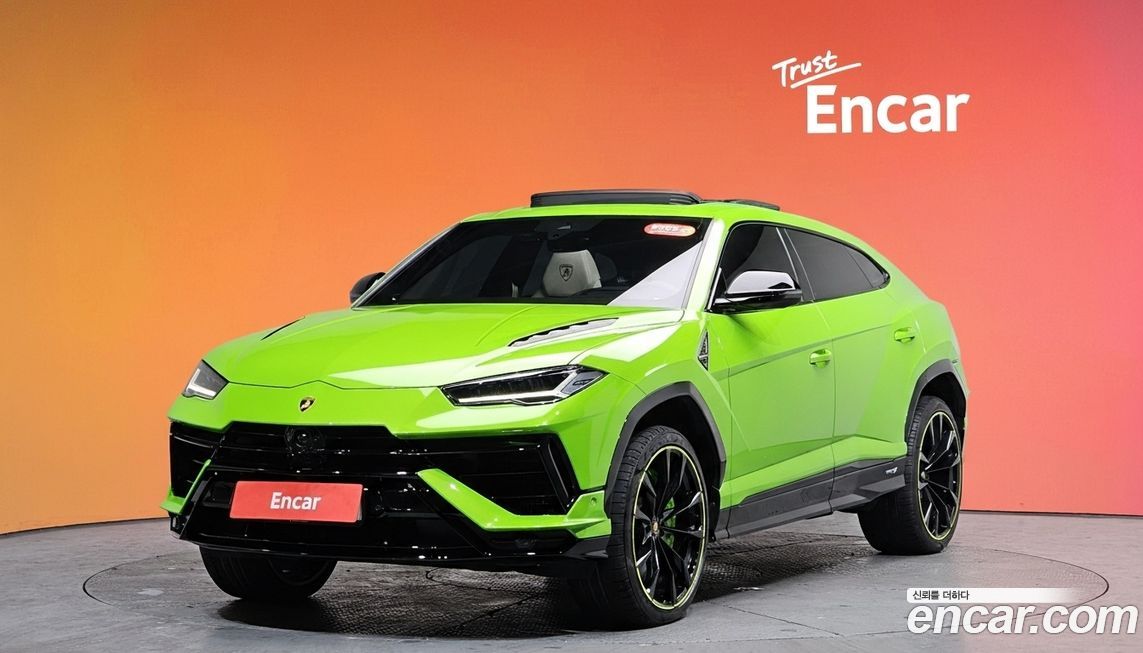 Lamborghini Urus 2024