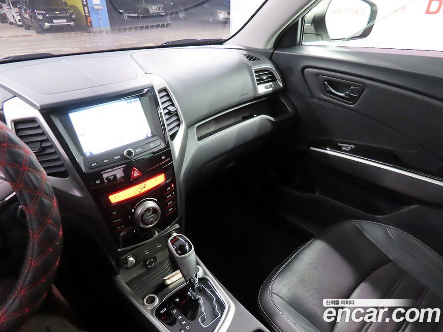 KG_Mobility_Ssangyong TIBOLI 2015