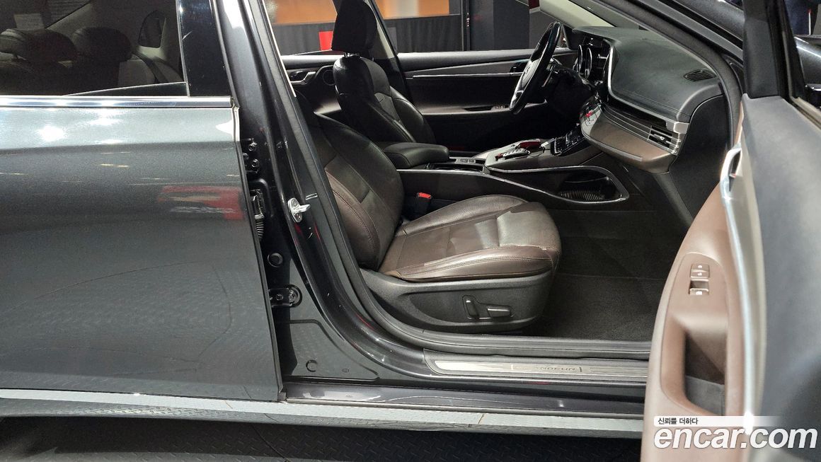 Hyundai Grandeur 2020