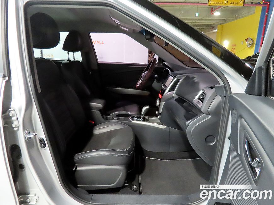 KG_Mobility_Ssangyong TIBOLI 2015