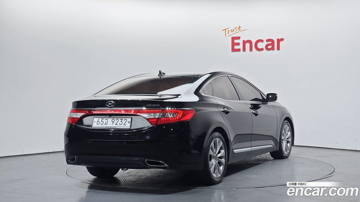 Hyundai Grandeur 2011