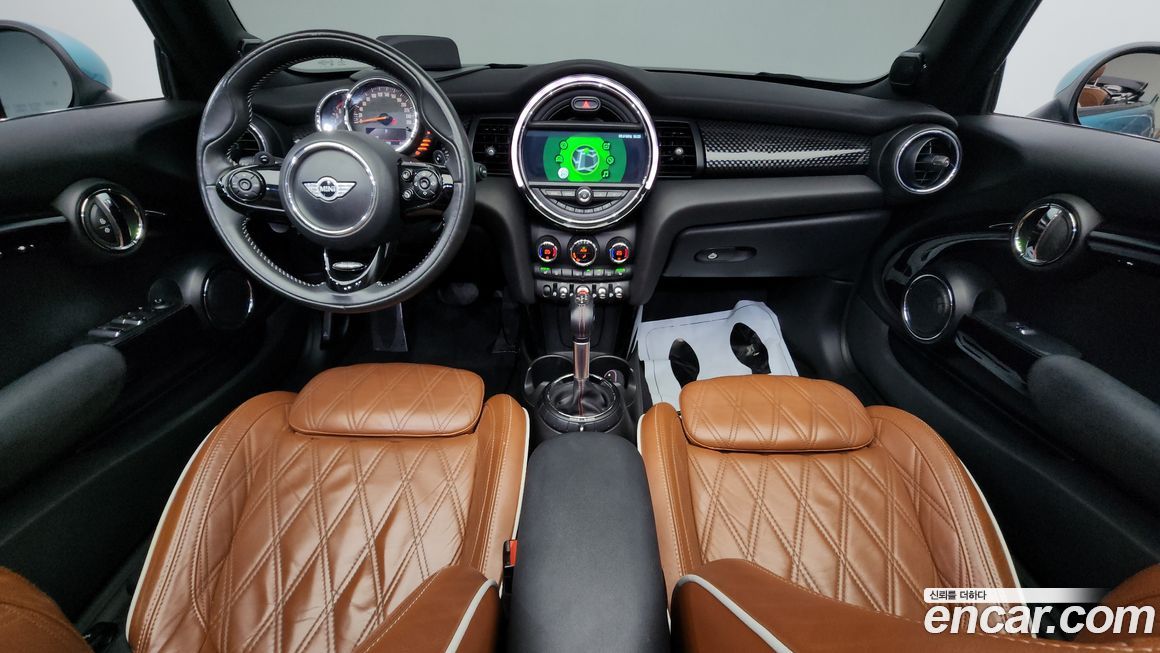 Mini Cooper Convertible 2018