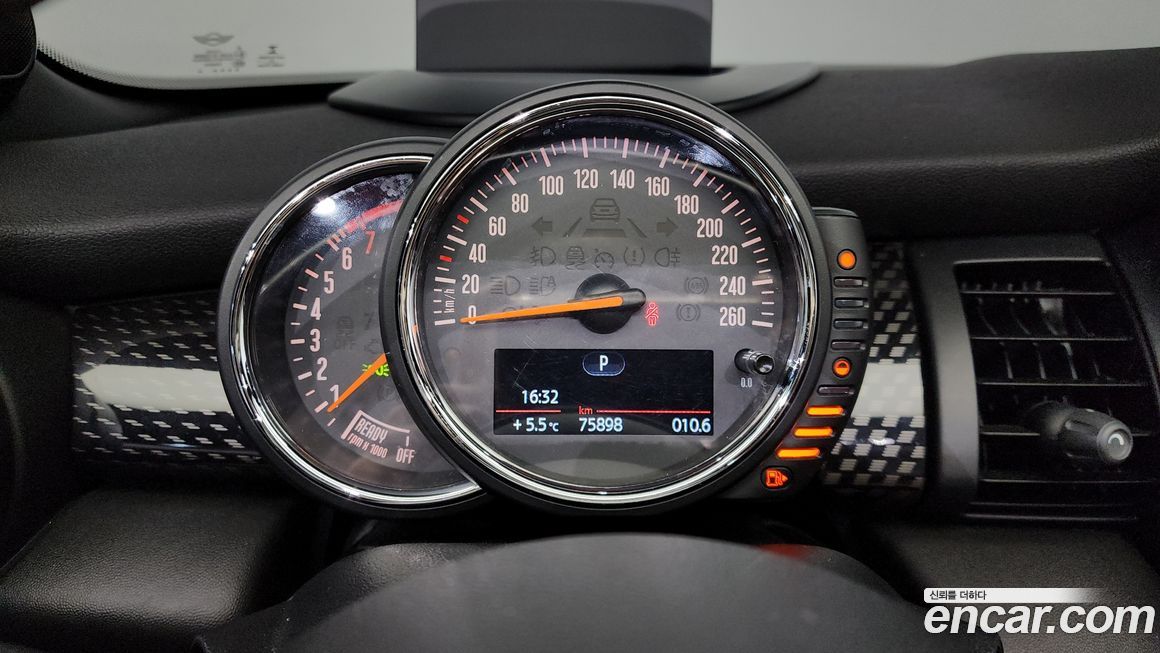 Mini Cooper Convertible 2018